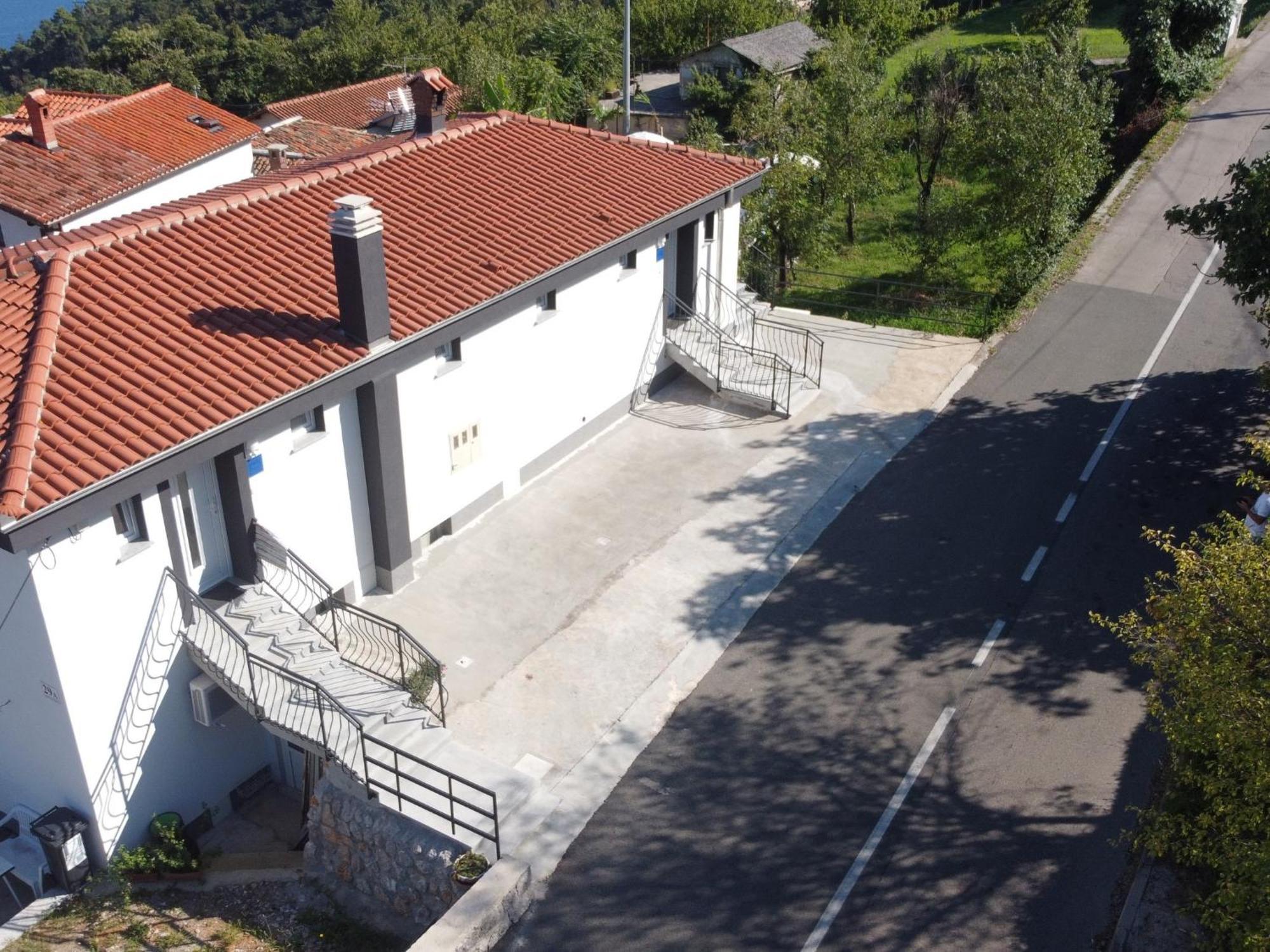Apartments Ema Lovran Exterior foto